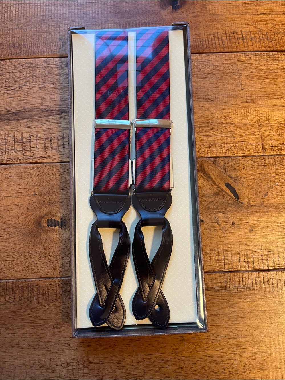 Trafalgar Aldridge Silk Suspenders Brand New Red Navy Blue NWT
